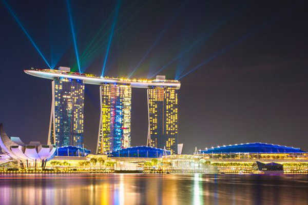 酒店室外灯光如何设计吸引消费者2