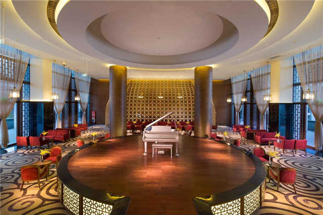 温泉酒店大堂设计